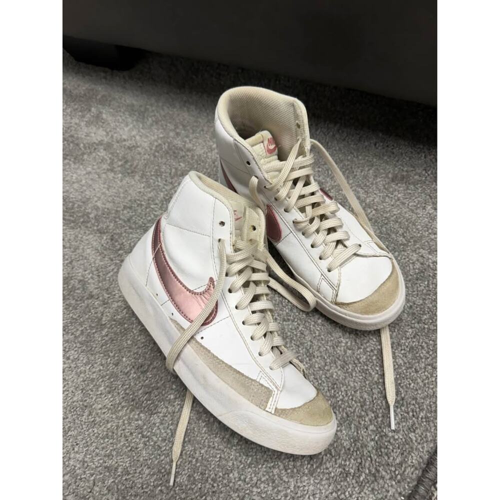 Youth 5y Nike high tops
